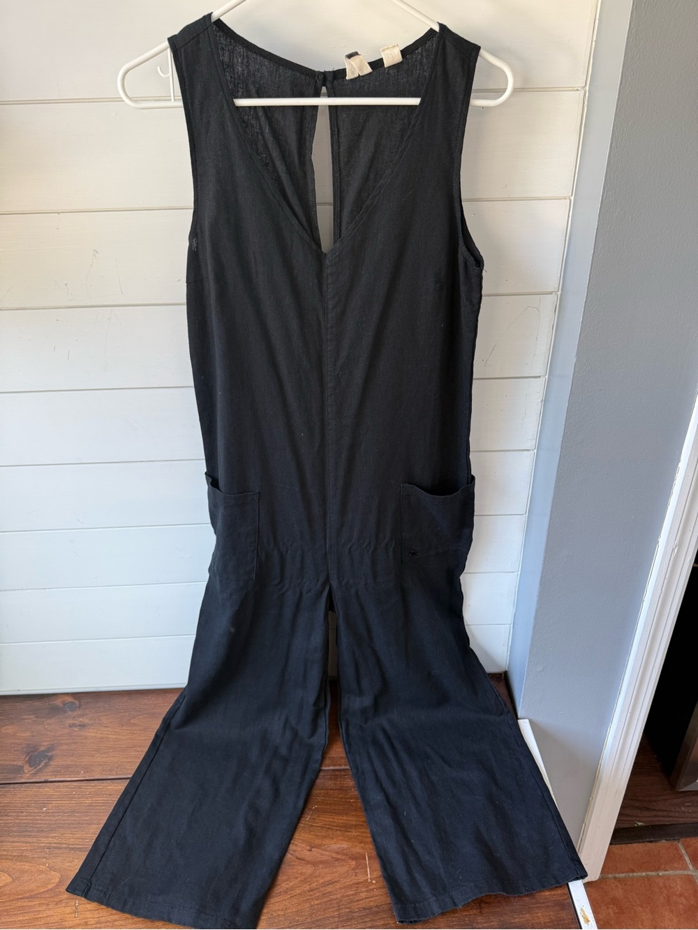 Roxy women’s Black Sleeveless Wide-Leg Jumpsuit size small linen blend